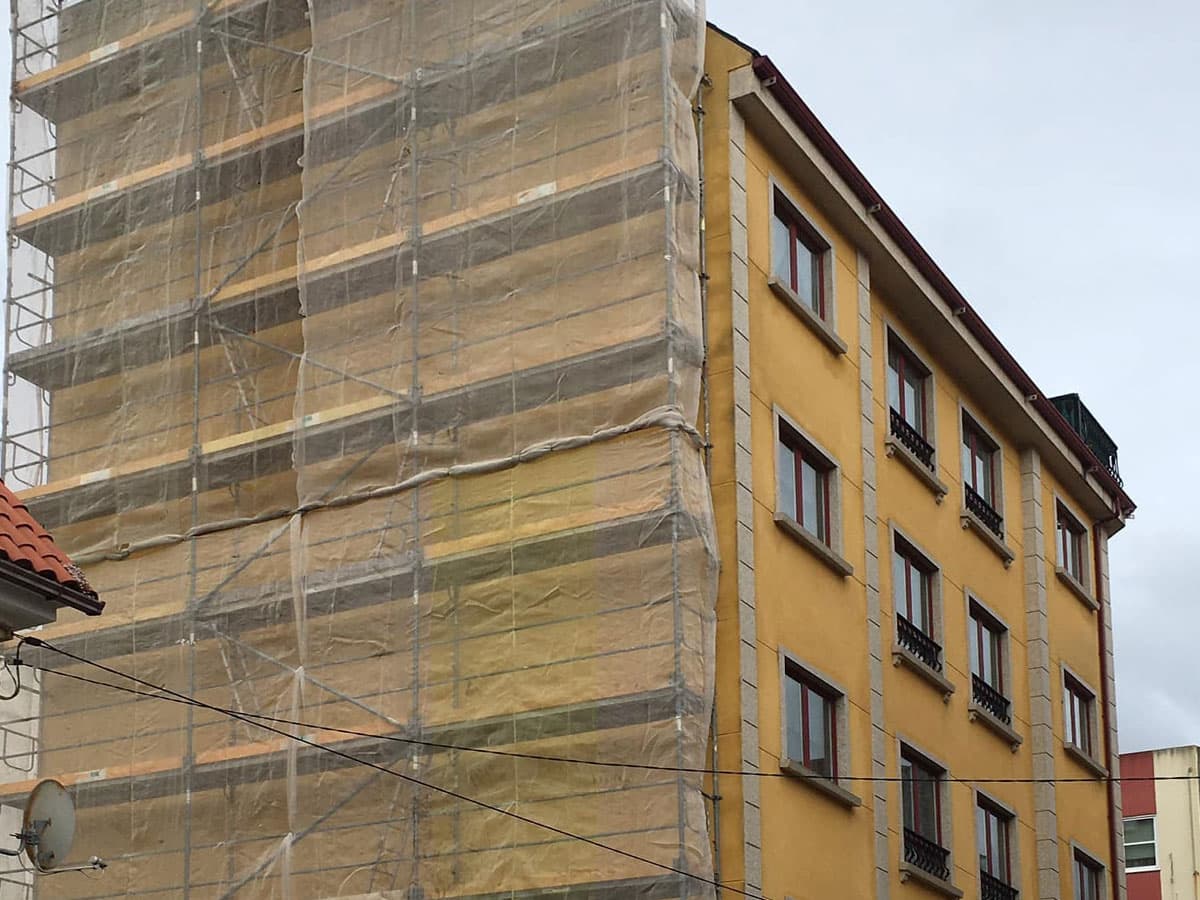 Revestimiento fachadas en Cedeira